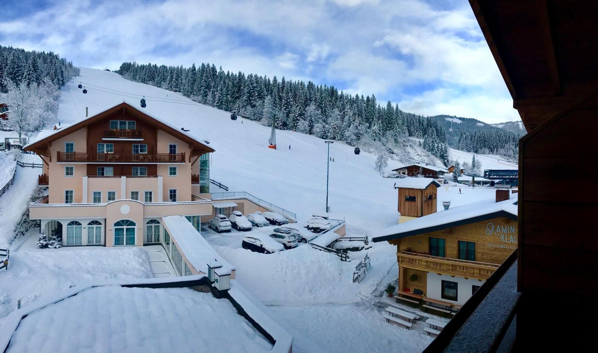Hotel Vierjahreszeiten Flachau Exterior photo