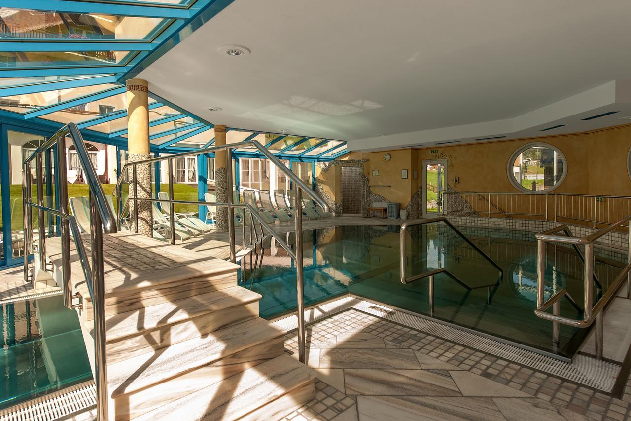 Hotel Vierjahreszeiten Flachau Exterior photo